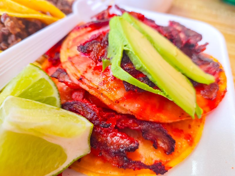 Taqueria La Cotorra food
